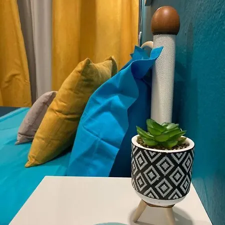 Retro Living Apartment