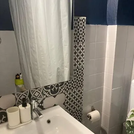 Retro Living * Larissa