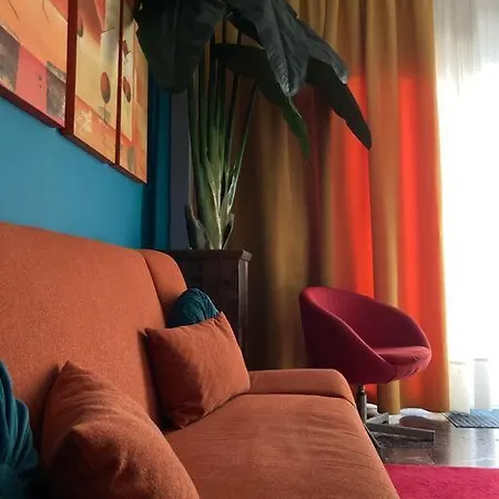 Apartment Retro Living *